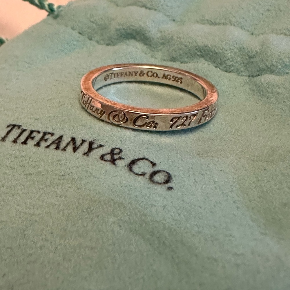 Rare discontinued Tiffany & Co ring size 7.5